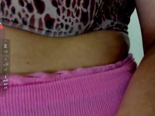 gisselllorena Live Webcam on CamSoda