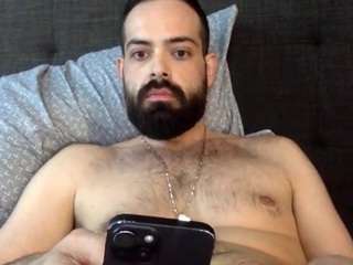 gucciyoshy Live Webcam on CamSoda