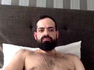 gucciyoshy Live Webcam on CamSoda