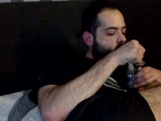 gucciyoshy Live Webcam on CamSoda