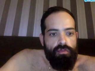 gucciyoshy Live Webcam on CamSoda