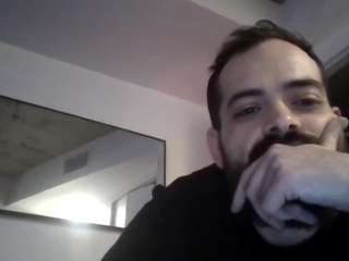  gucciyoshy chat room