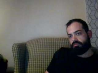 gucciyoshy webcam model