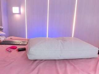 sasha-rivers Live Webcam on CamSoda