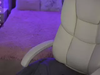 SilverrMoon's Live Sex Cam Show