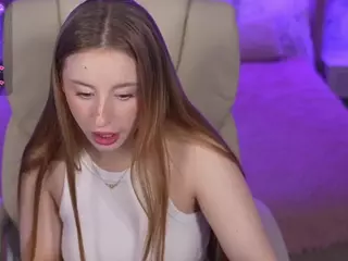 SilverrMoon's Live Sex Cam Show