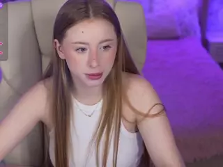 SilverrMoon's Live Sex Cam Show