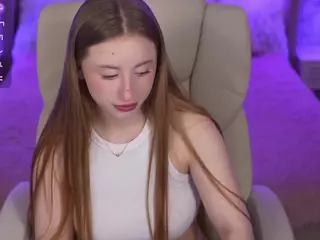 SilverrMoon's Live Sex Cam Show