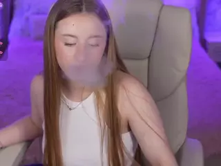 SilverrMoon's Live Sex Cam Show