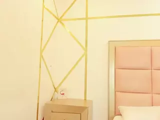 Alina-Chapman's Live Sex Cam Show