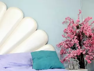 Alina-Chapman's Live Sex Cam Show