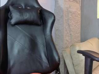 ambar72-b Live Webcam on CamSoda