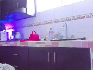 emma-evaa live webcam show