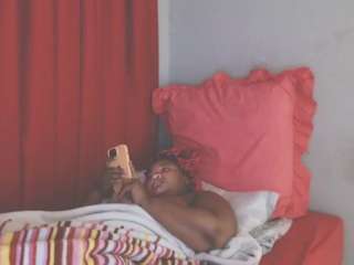 FunHotAss live cam preview