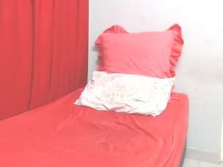 FunHotAss live cam preview