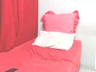 FunHotAss live cam preview