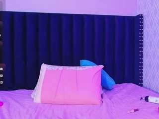 innocenthazel webcam model