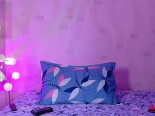 innocenthazel webcam model