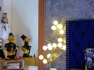 innocenthazel live webcam show