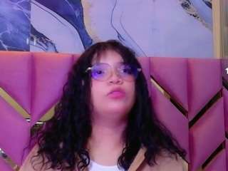 innocenthazel live cam preview