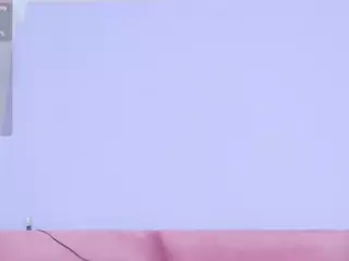 innocenthazel's Live Sex Cam Show