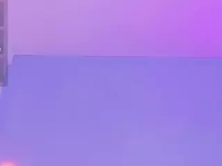 innocenthazel's Live Sex Cam Show