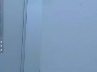 innocenthazel's Live Sex Cam Show