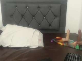 jhonnyyk webcam model