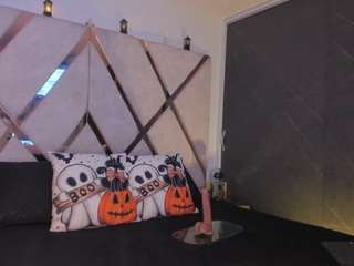 katheriin-mons from CamSoda is Freechat