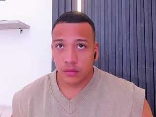 max-turner1 camsoda