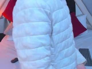 nina-passionf's CamSoda show and profile