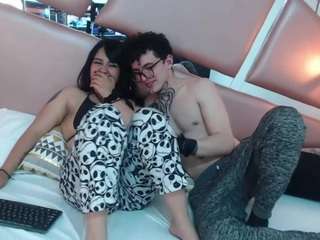 nina-passionf live cam profile