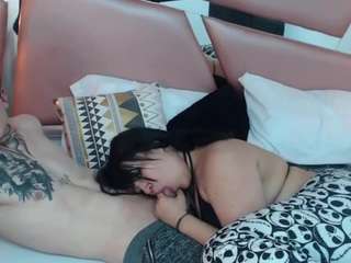 nina-passionf's CamSoda show and profile