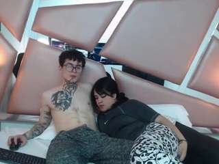 nina-passionf live webcam show