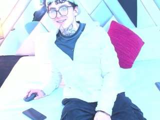 Nina-Passionf live webcam show