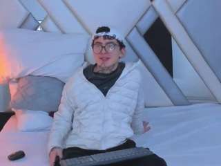 Nina-Passionf live webcam show