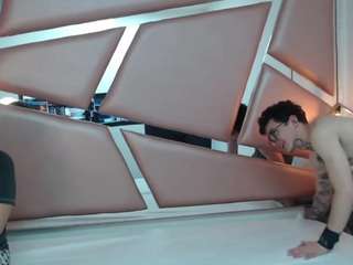 le modèle nina-passionf est en webcam porno dans un show sur le site camsoda, il possède les tags suivants: black hair,blowjob,brown eyes,dirty talk,drinking,erotic dance,facial,smoking,tattoos,twerk,curvy,hd,small tits
