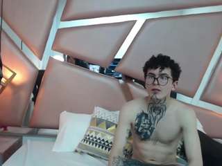 Nina-Passionf live cam preview