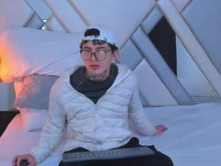 Nina-Passionf live cam preview