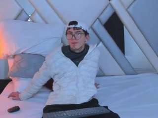 Nina-Passionf live cam preview