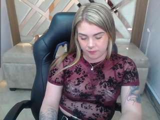 paula-b live cam profile