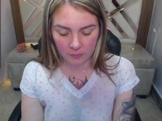 paula-b live cam profile