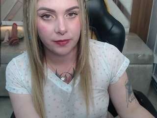 paula-b's live room