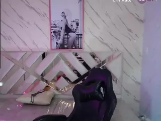 PAULASMALLTITS's Live Sex Cam Show