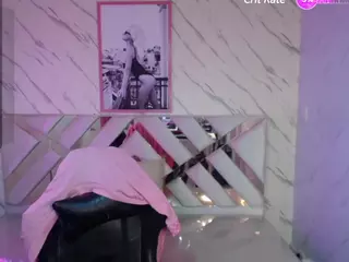 PAULASMALLTITS's Live Sex Cam Show