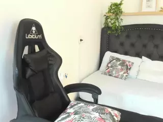 sirley-oficial's Live Sex Cam Show
