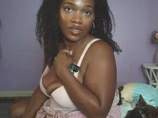 strawberrychub webcam
