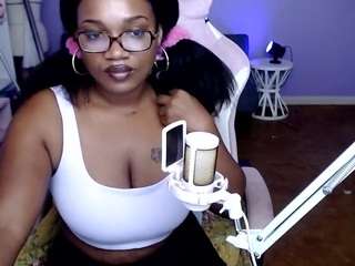 strawberrychub webcam