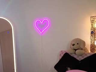 violet-ch Live Webcam on CamSoda