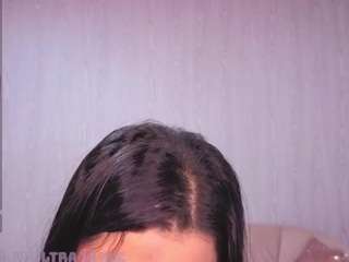 violetta-jhonsson-v Drinking live webcam